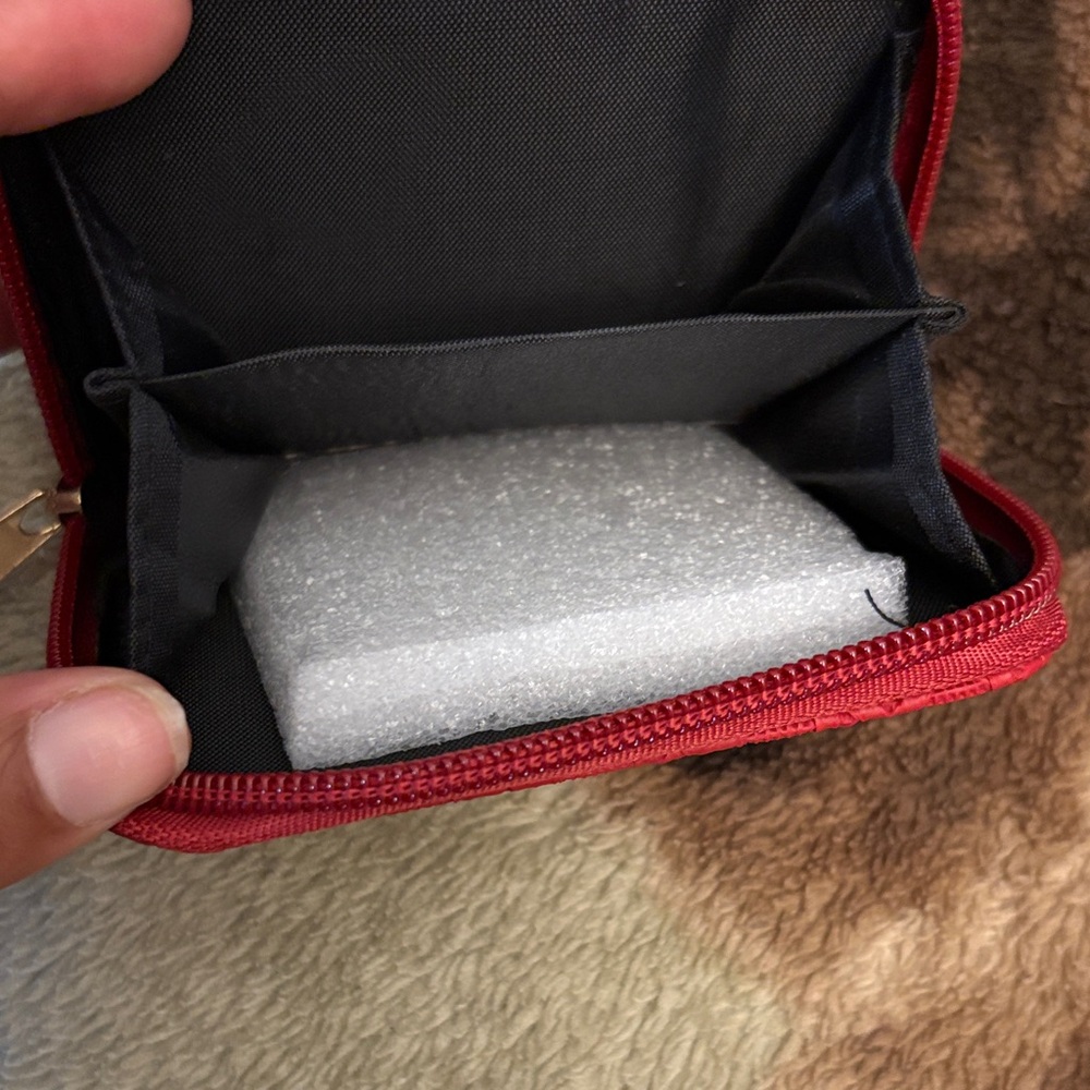 Jane & Berry Red Textured Women's Wallet - Picture 8 of 15